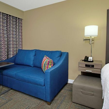 Hampton Inn Madison Exteriör bild