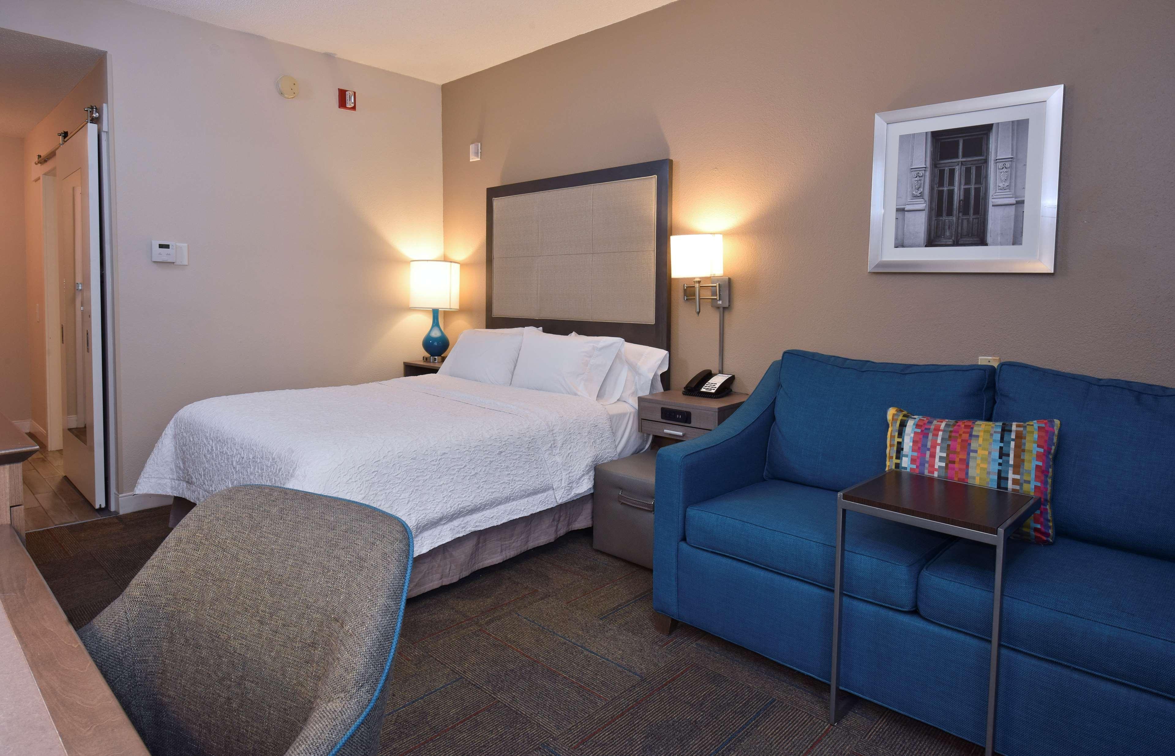 Hampton Inn Madison Exteriör bild