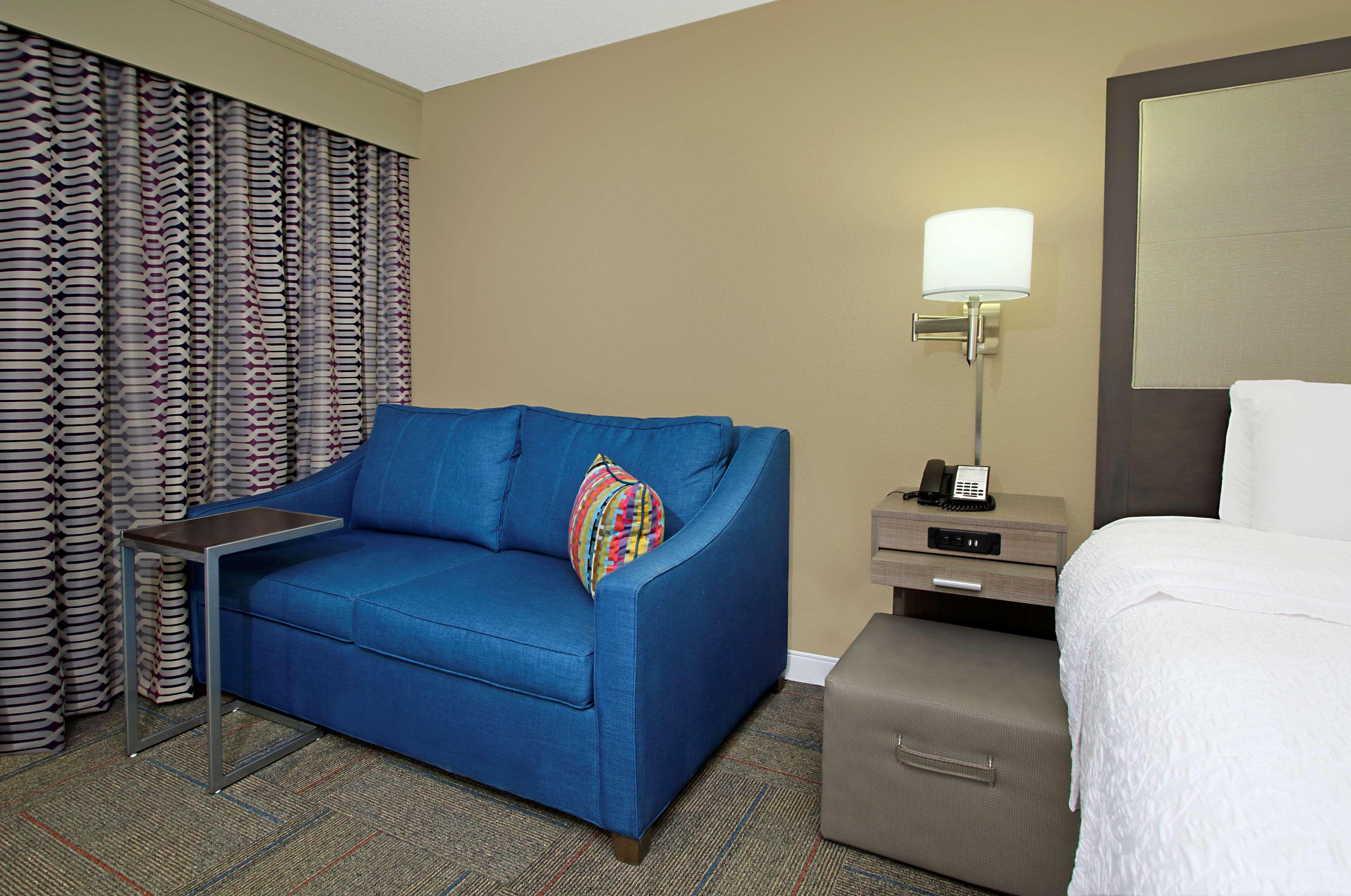Hampton Inn Madison Exteriör bild