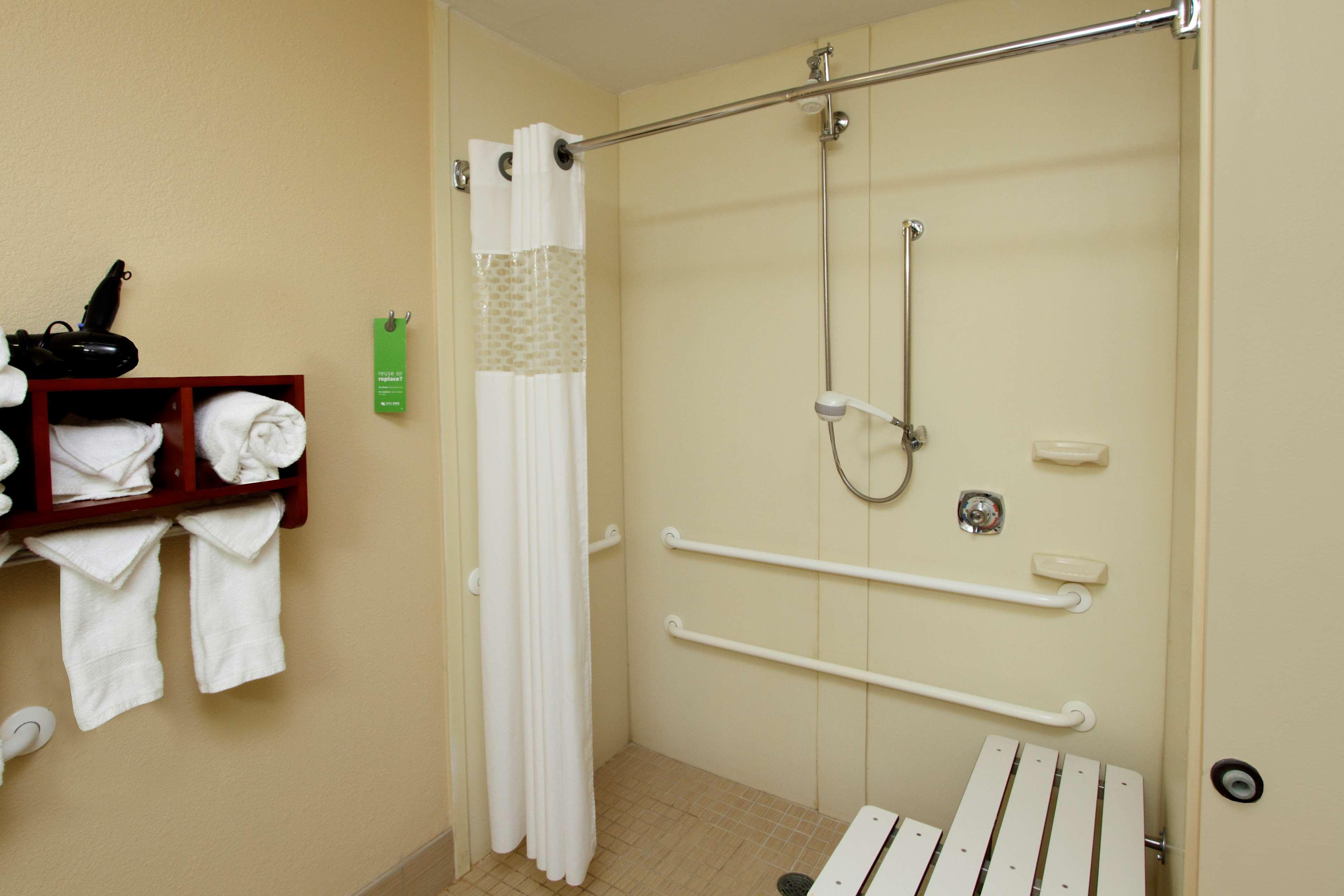 Hampton Inn Madison Exteriör bild