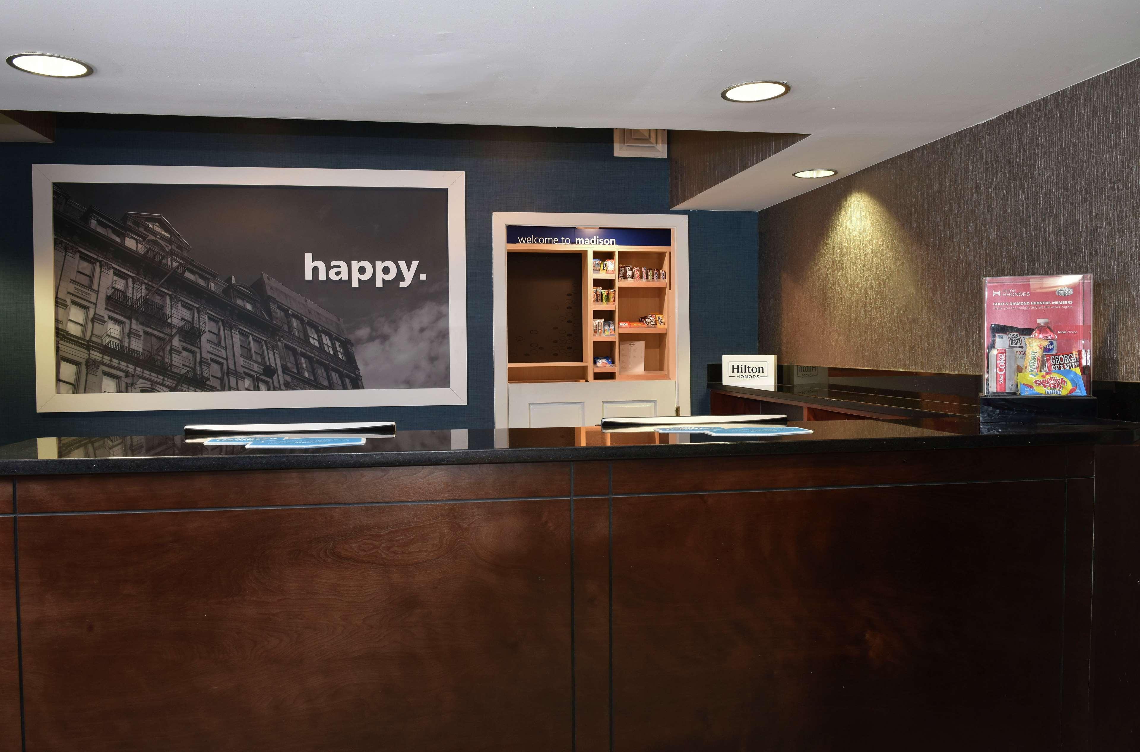 Hampton Inn Madison Exteriör bild